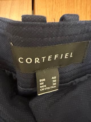 Falda Cortefiel, talla 40, como nueva