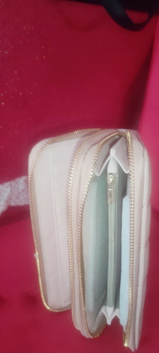 Portafoglio colore rosa cipria