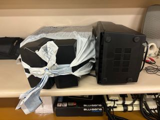 Minicadena bench con altavoces