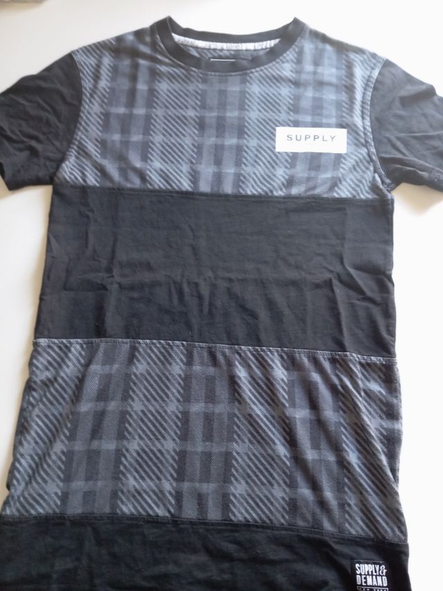 Camiseta Supply Demand