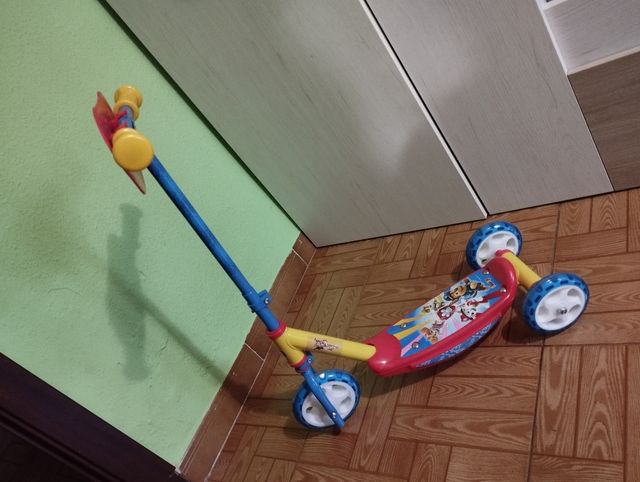 Patinete patrulla canina