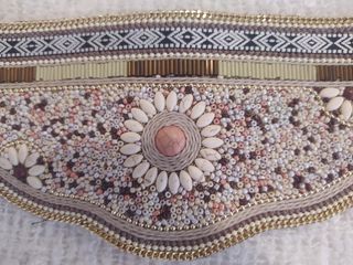 Cinturones con pedrería