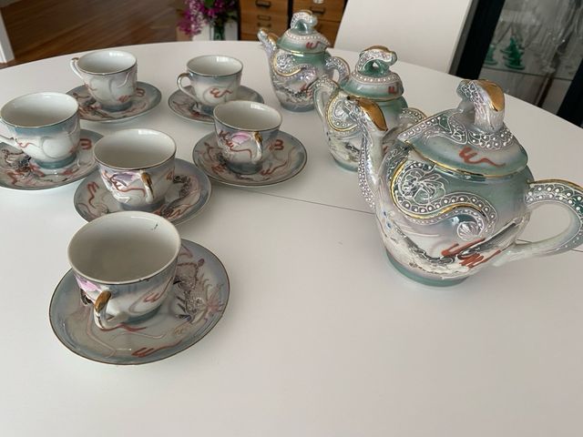 Juego de té hecho en japón