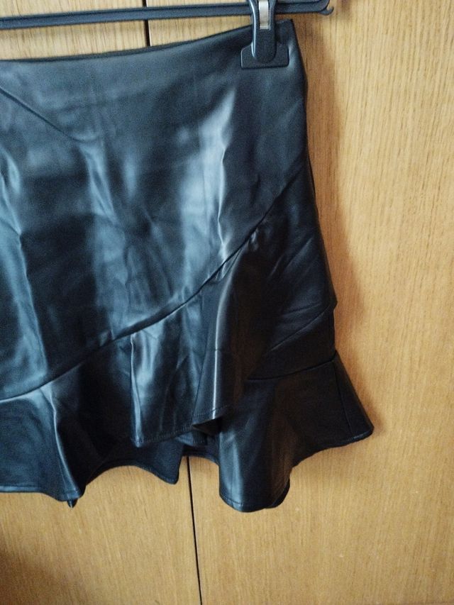 FALDA NEGRA TALLA S 36 SHEIN