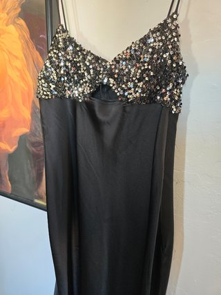 ❣️Vestido negro y lentejuelas zara