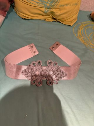 Cinturon plateado elastico