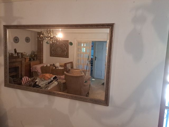 Gran espejo pared enmarcado vintage.