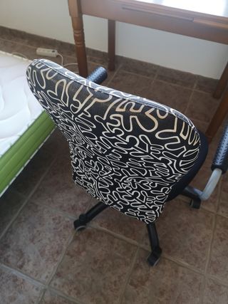 Silla oficina con ruedas