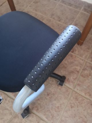 Silla oficina con ruedas