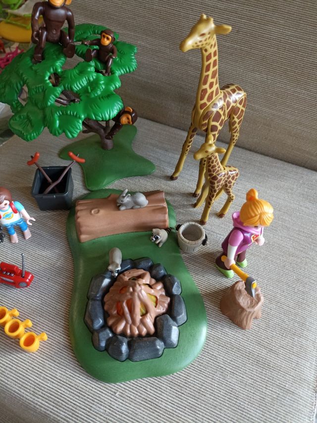 Playmobil acampada jungla