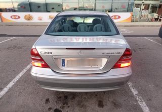 Mercedes-Benz Clase C 200k