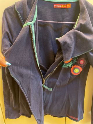 chaqueta desigual niña