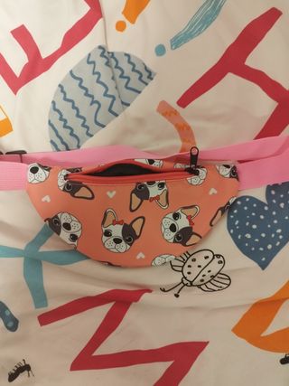 ‼️Riñonera de perros color rosa kawaii