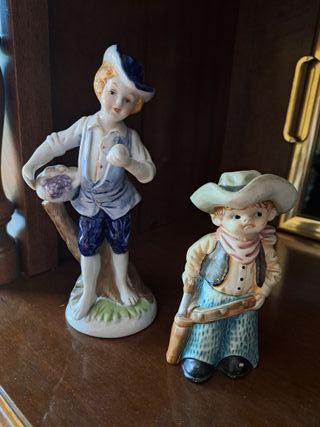 Lote de figuras de adorno de porcelana