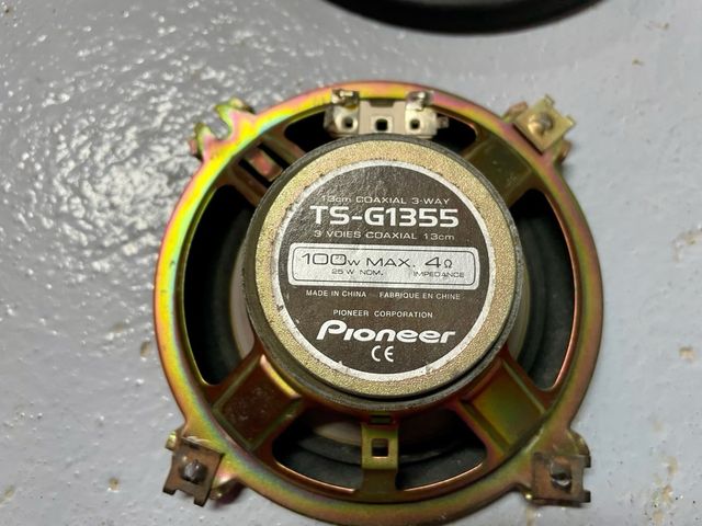 Altavoces Pioneer y Twitters