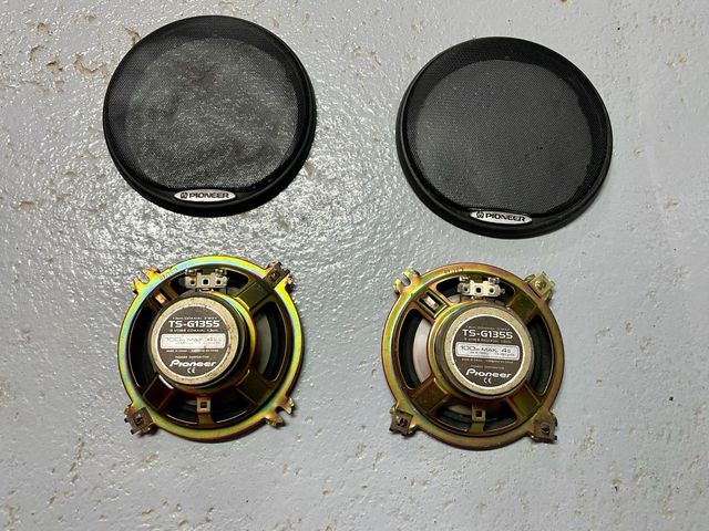 Altavoces Pioneer y Twitters