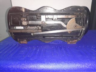 Máquina de coser Singer muy antigua