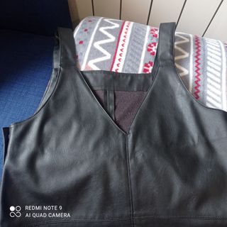 Peto minifalda cuero 