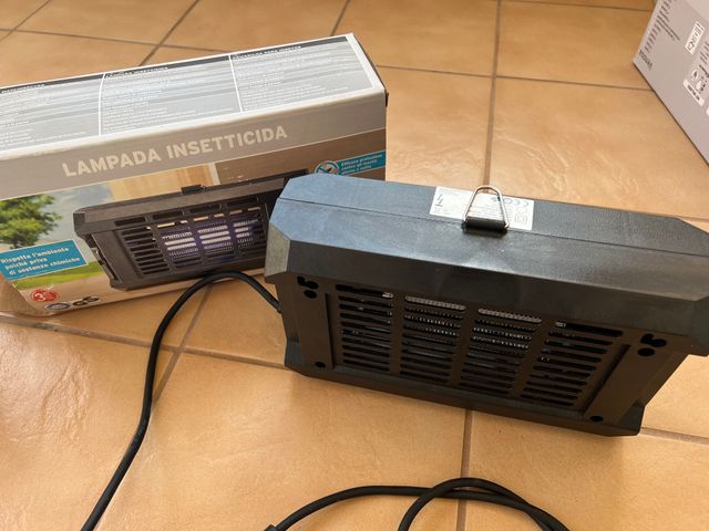 Lampara matainsectos