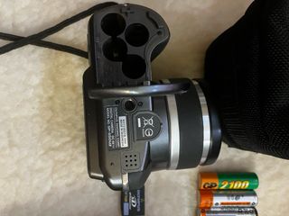 Camara de fotos digital compacta.