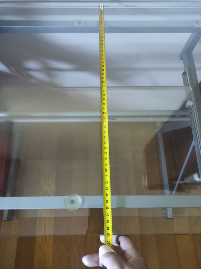 Mesa escritorio cristal con porta teclado.