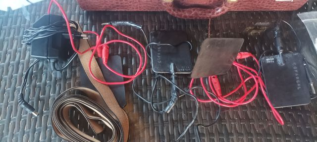 APARATO DE ELECTROTERAPIA U ELECTROESTIMULACION