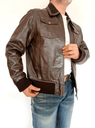 Bomber cuero auténtico. XL. Medidas indicadas. 