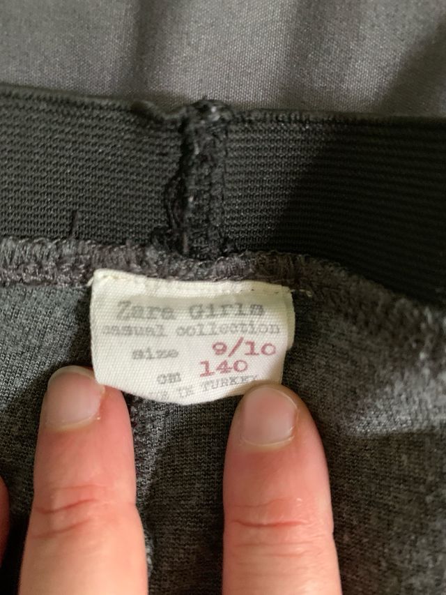 Legging gris con cremalleras T9/10 años