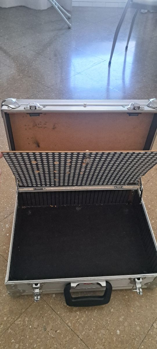 Maletín de aluminio