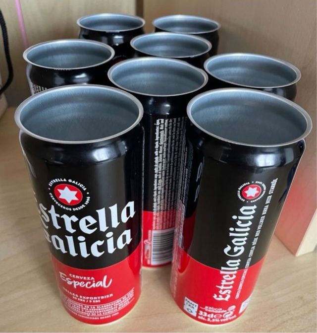 Latas Estrella Galicia