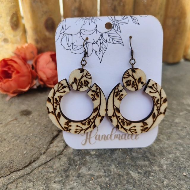 Orecchini in legno