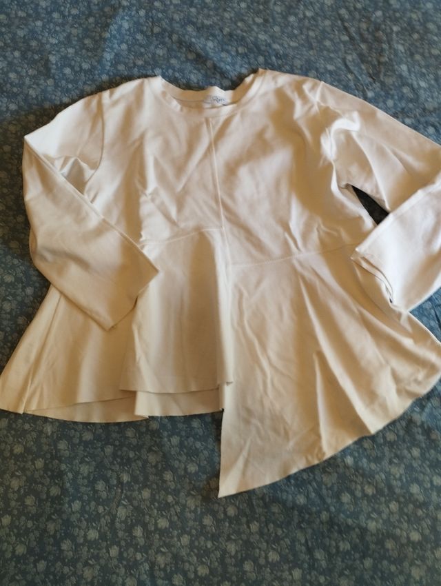 Maglietta asimmetrica tg. unica