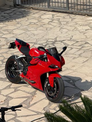 DUCATI PANIGALE 1199cc 15000km