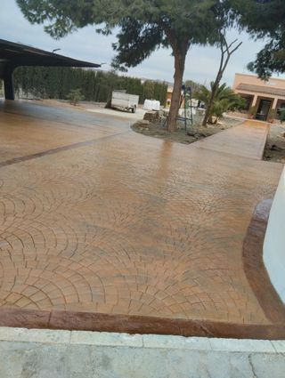 Reparacion y resinado hormigón impreso 