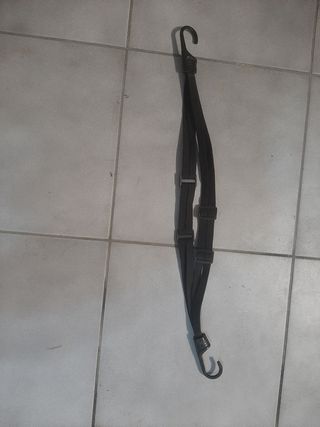 Soporte arnés para casco moto