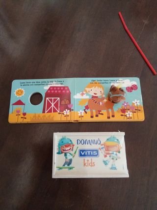 Libro infantil Laura y Luna y dominó