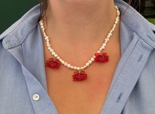 Collar perlas y necoras