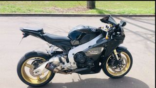 Honda cbr 1000 rr fireblade 2011