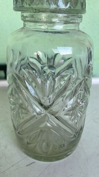 TARRO CON TAPA CRISTAL MACIZO