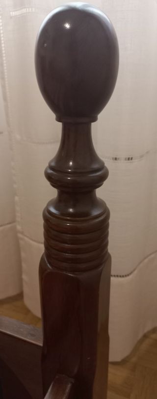 Letto + comodino in noce artigianale