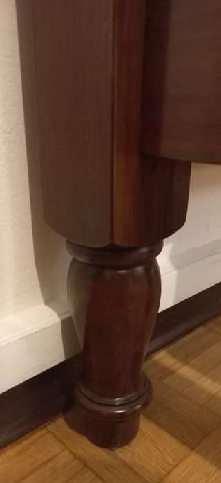 Letto + comodino in noce artigianale