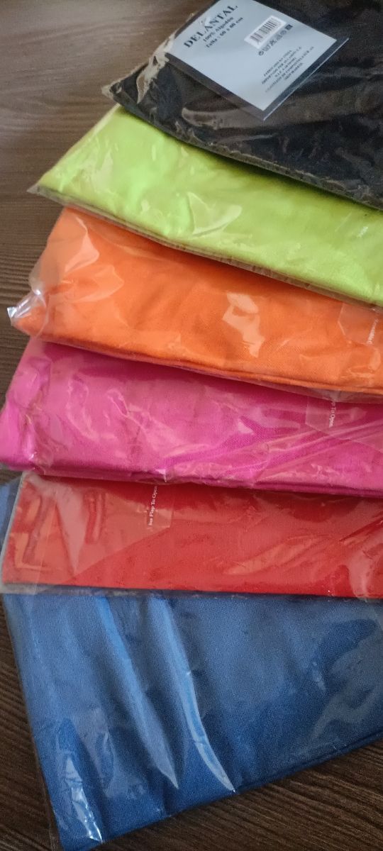 Conjunto delantal 6 colores diferentes