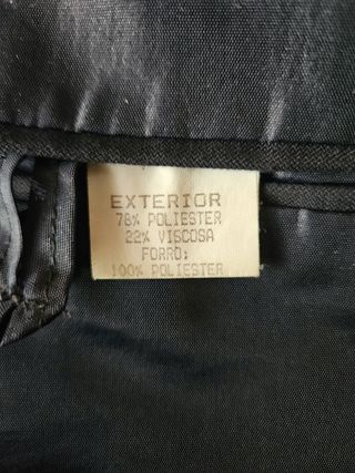 Vendo TRAJE COMPLETO TALLA L