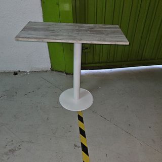 Set mesas y taburetes