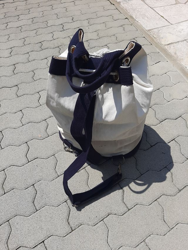 Sacca LACOSTE marine Paris