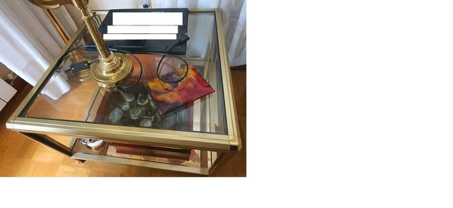 MESA DE SALÓN DE CRISTAL Y METAL