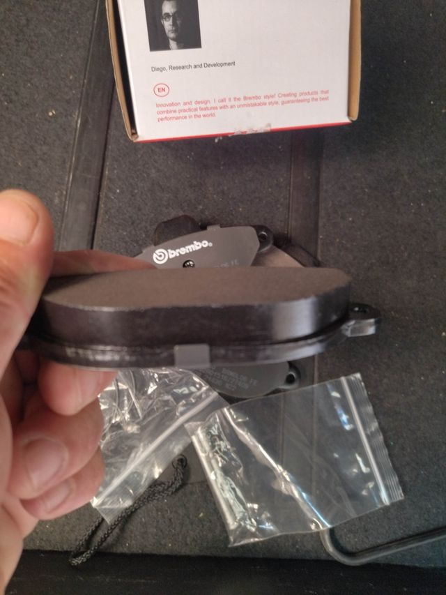 Pastiglie freni anteriori Brembo/Bosch 