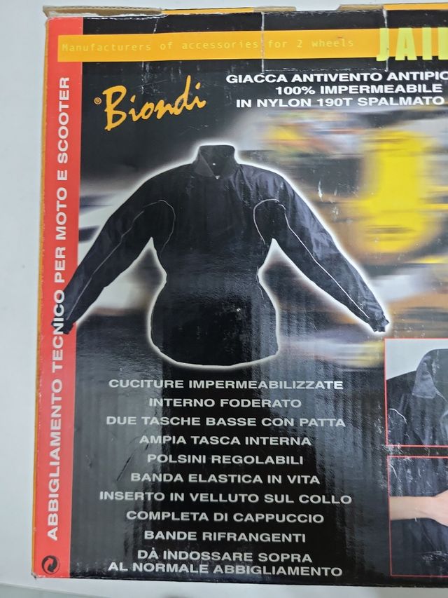 Chaqueta moto para el agua de la marca Biondi