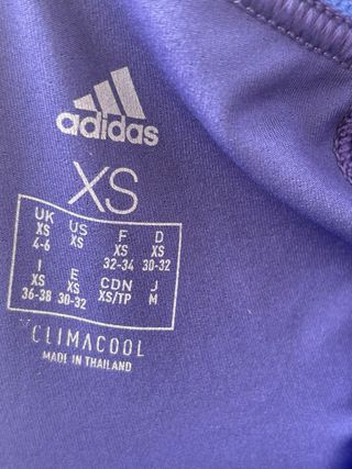 Adidas. talla XS sin estrenar