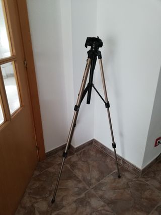 Trípode Velbom CX560